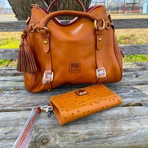Florentine Dooney & Bourke Satchel & Ostrich Folded Zip Wristlet